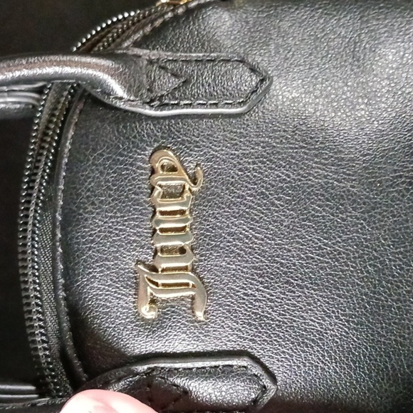 Juicy Couture purses. 042 - Picture 14 of 15
